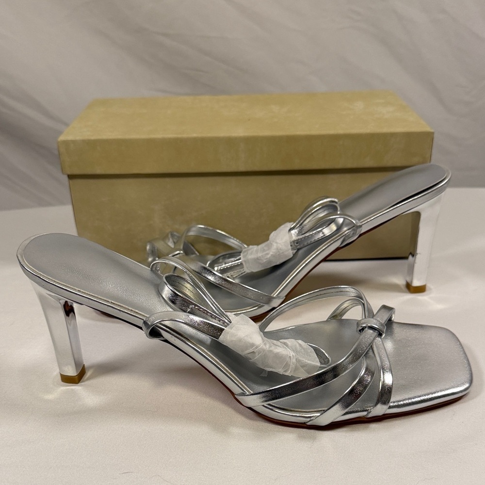 Silver Strappy Women's Sandals Size 11 NWT - Picture 6 of 6